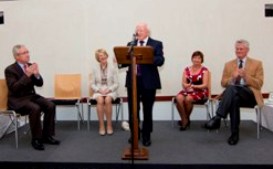 GB Shaw - All on lectern
